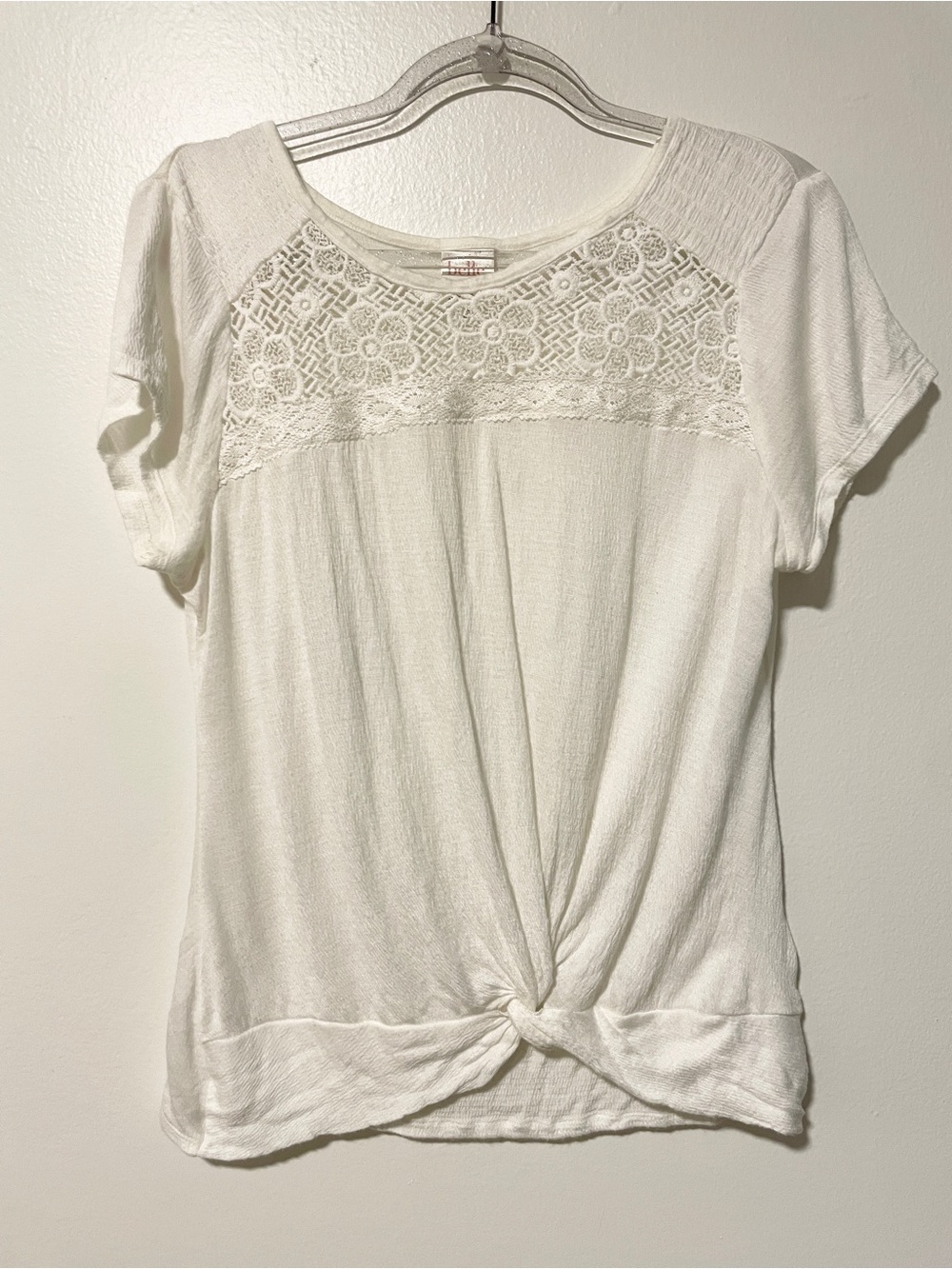 Women's White Lace Yoke Twist-Front Top Short Sleeve Twist front Relaxed Fit